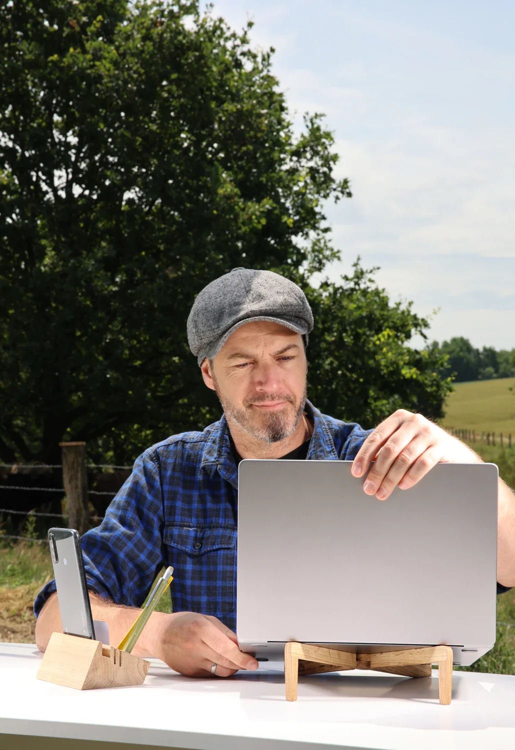 HOLZWEG LAPTOP STAND - Image 5