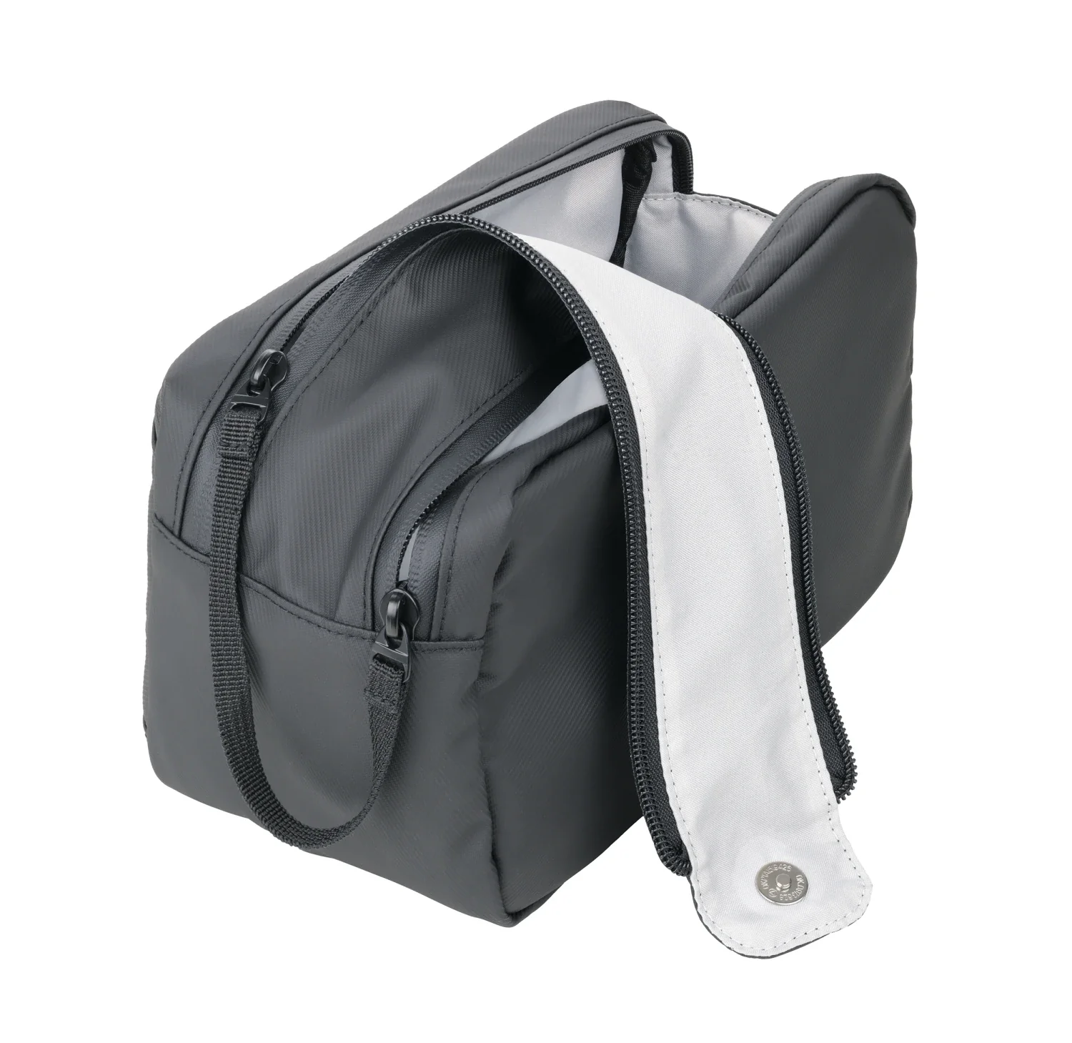 TROIKA BLACK WASHBAG 2 - Image 6